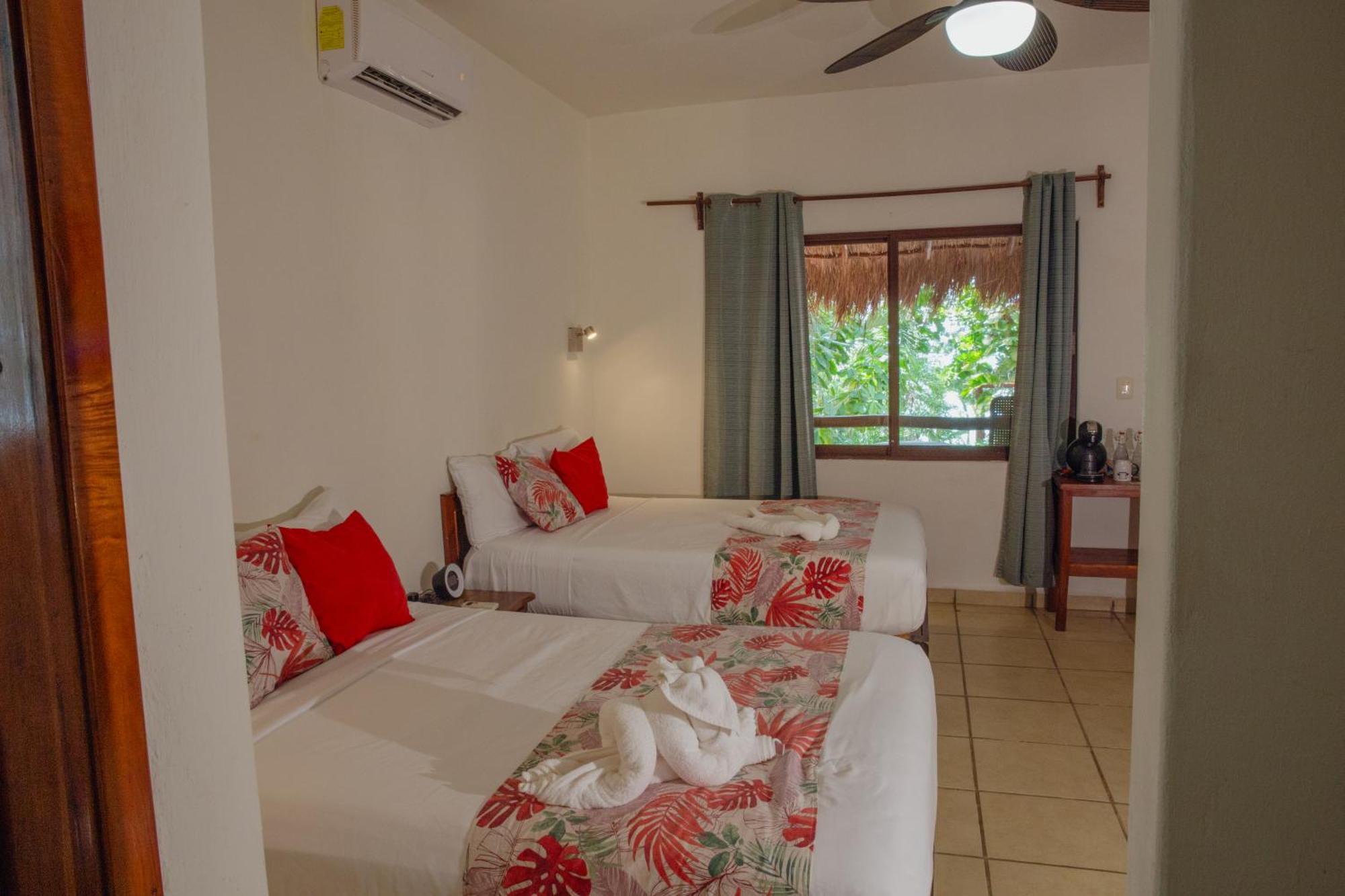 Aluxes Bacalar Hotel Bagian luar foto