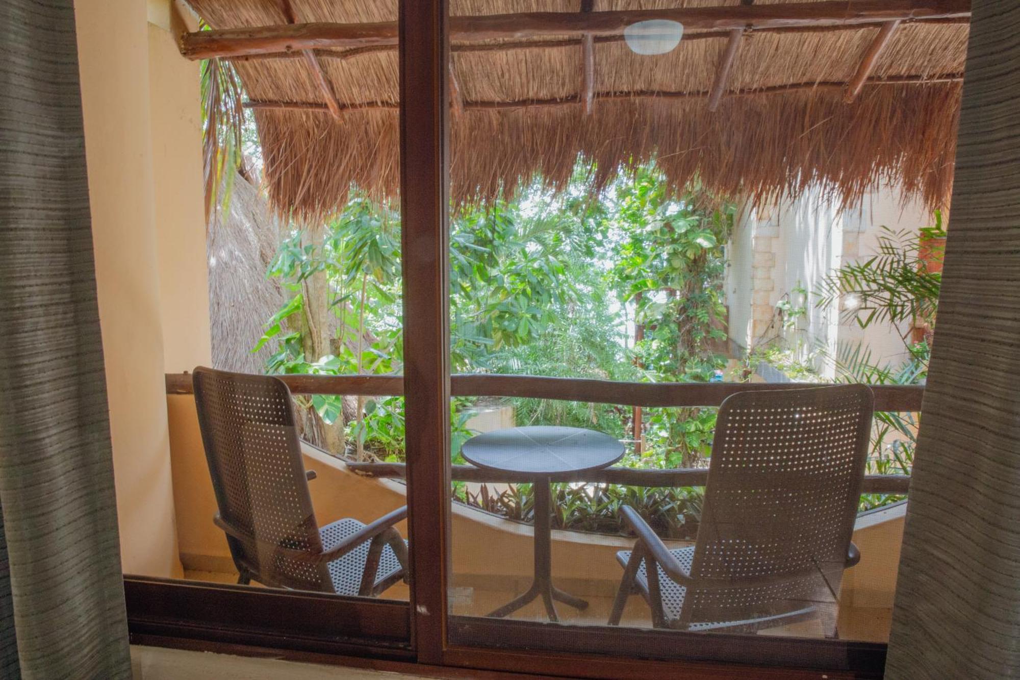 Aluxes Bacalar Hotel Bagian luar foto