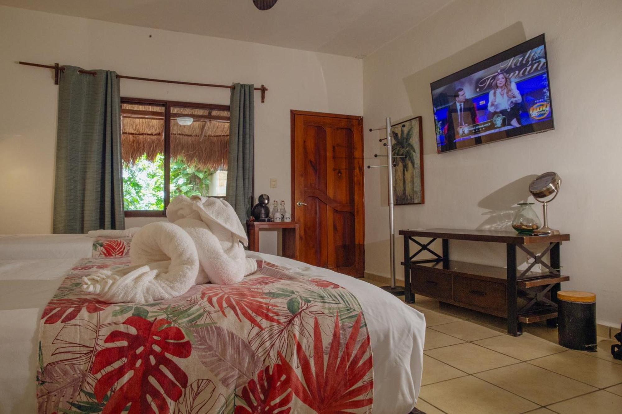 Aluxes Bacalar Hotel Bagian luar foto