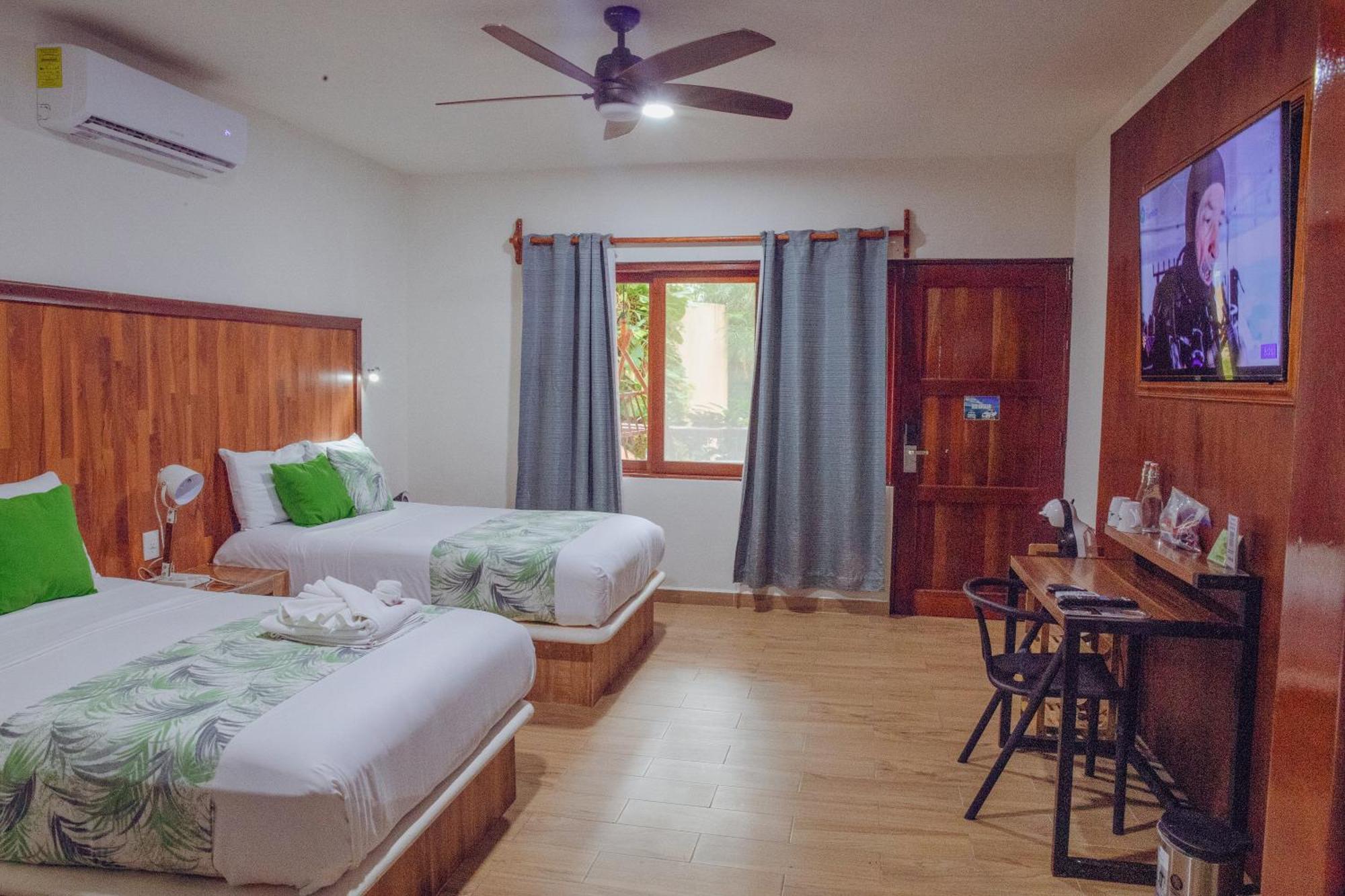 Aluxes Bacalar Hotel Bagian luar foto