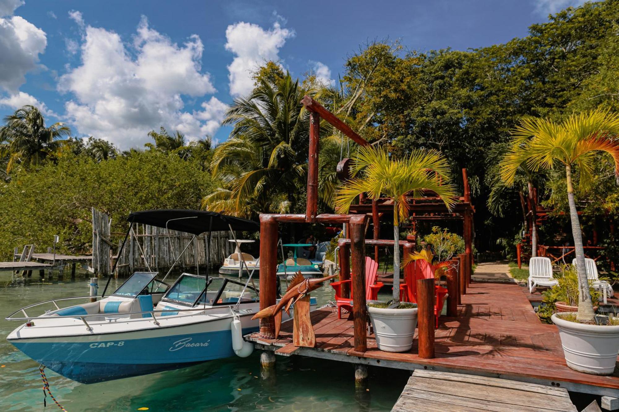 Aluxes Bacalar Hotel Bagian luar foto